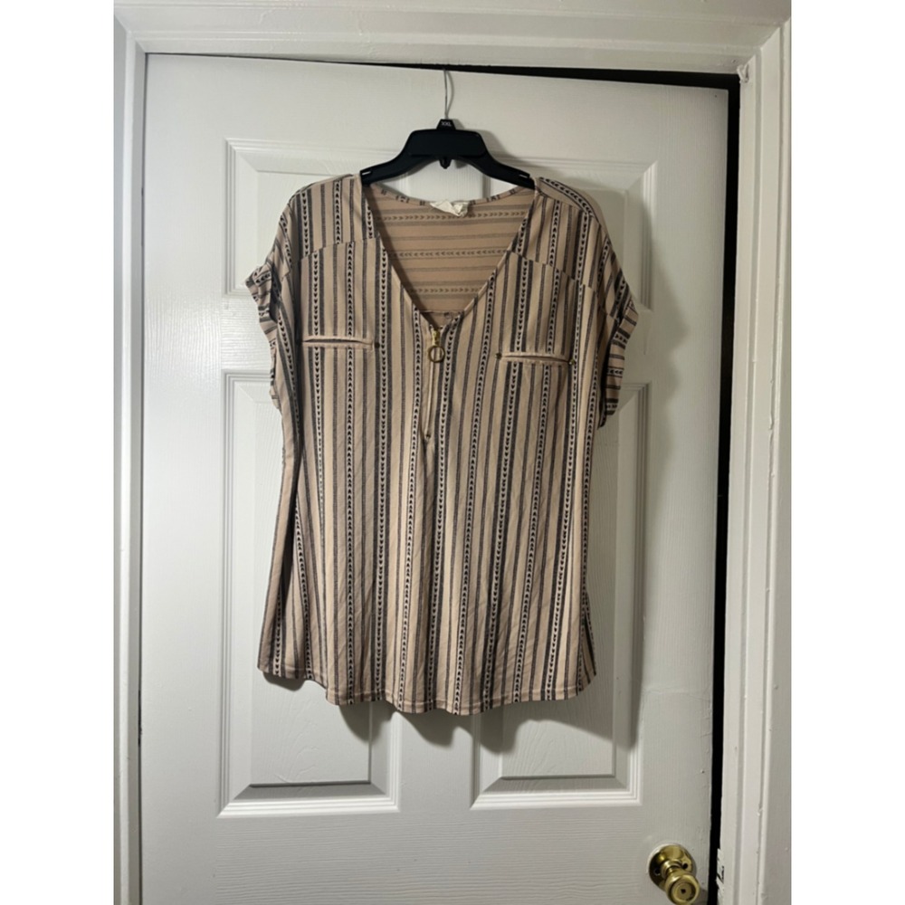 Flower & Feather Womens 1XL Tan Black‎ Striped Zip V-Neck Blouse PTB5002Y-S